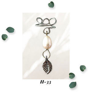 Leaf Charm Ear Cuff - Rose Freshwater Pearl Beaded Ear Cuff